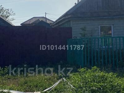 Отдельный дом · 3 комнаты · 58 м² · 4000 сот., Достоевского 50 — Возле стадиона трактор за 18.5 млн ₸ в Павлодаре
