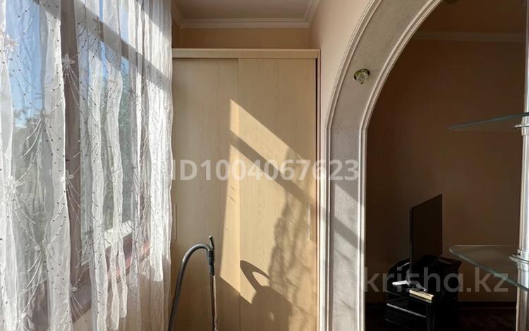 3-комнатная квартира · 67 м² · 4/5 этаж, Рыскулова 33 за 22.5 млн ₸ в Таразе — фото 2