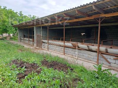 Отдельный дом · 6 комнат · 150 м² · 24 сот., Абылайхан 1 — Сайрам ауданы жибек жолы ауылы за 25 млн ₸ в Жибек Жолы