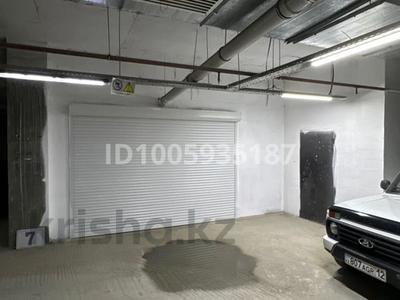 Паркинг · 100 м² · 16-й мкр 56 за 220 000 ₸ в Актау