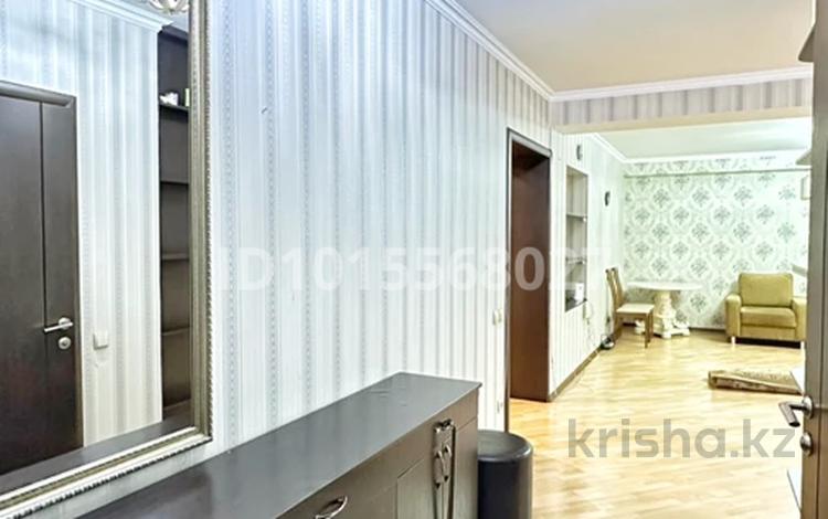 4-бөлмелі пәтер · 140 м² · 1/5 қабат, Думан-2 ш/а. 3 — Возле Мечети, бағасы: 90 млн ₸ в Алматы, Медеуский р-н — фото 2