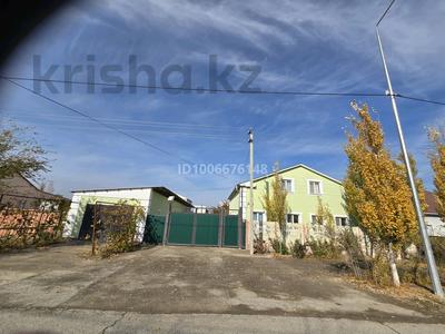 Часть дома · 5 комнат · 130 м², мкр Атырау-2, Бекарыс 33 — 31 ші мектеп артында, балабақша қасында за 500 000 〒 в мкр	Атырау-2