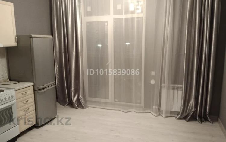 1-комнатная квартира · 42 м² · 2/9 этаж, Улы Дала 61 за 250 000 ₸ в Астане, Есильский р-н — фото 2