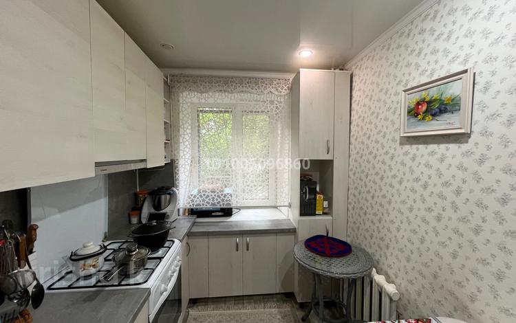 3-комнатная квартира · 60 м² · 1/5 этаж, мкр Северо-Восток 28 за 21 млн ₸ в Уральске — фото 2