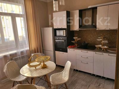 2-комнатная квартира, 59 м², 4/5 этаж помесячно, Таттимбета 5/2 за 220 000 〒 в Караганде, Казыбек би р-н