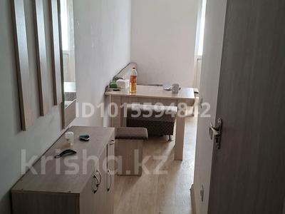 1-бөлмелі пәтер · 18 м² · 3/9 қабат, Райымбек Батыр 277, бағасы: 150 000 ₸ в 