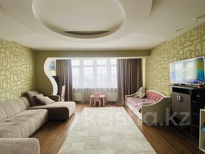 2-комнатная квартира, 98 м², 14/15 этаж, мкр Мамыр-3 23 за 64.5 млн 〒 в Алматы, Ауэзовский р-н