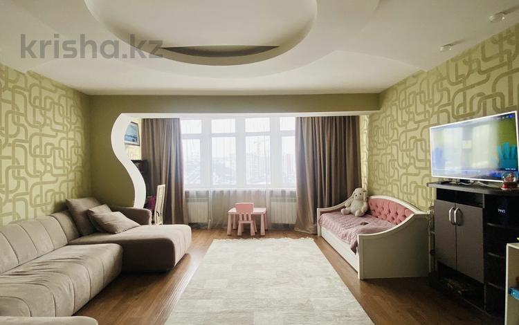 2-комнатная квартира, 98 м², 14/15 этаж, мкр Мамыр-3 23 за 64.5 млн 〒 в Алматы, Ауэзовский р-н — фото 8