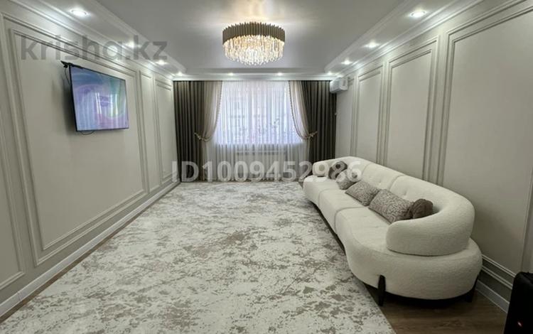 4-бөлмелі пәтер · 156 м² · 5/5 қабат, мкр. Алтын орда, Мустафа Шокай — Напротив гостиницы Коктобе, бағасы: 59 млн 〒 в Актобе — фото 2