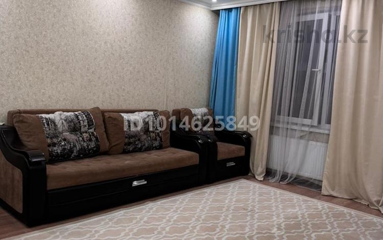 2-комнатная квартира · 64 м² · 9/18 этаж, Брусиловского 159 в за 300 000 ₸ в Алматы, Алмалинский р-н — фото 2