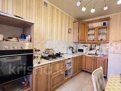 4-комнатная квартира · 102 м² · 5/5 этаж, мкр Омега, Молдашева 20 за 29 млн ₸ в Уральске