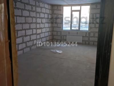 1-комнатная квартира · 39 м² · 6/9 этаж, мкр Кемел (Первомайское), Жолымбет 65 за 19.1 млн ₸ в Алматы, Жетысуский р-н