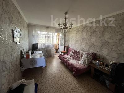 2-комнатная квартира · 45 м² · 5/5 этаж, Майкудук, 17й микрорайон — ПОМОГУ С ИПОТЕКОЙ за 9.3 млн ₸ в Караганде, Алихана Бокейханова р-н