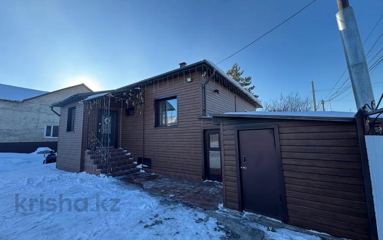 Отдельный дом · 5 комнат · 220 м² · 7.2 сот., Чехова 26 — Т.д. Таир за 79 млн 〒 в Караганде, Казыбек би р-н — фото 2