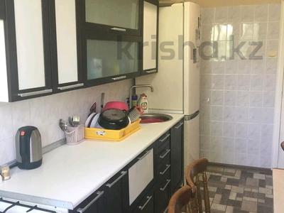 3-комнатная квартира · 70 м² · 4/5 этаж, мкр Тастак-1 20 за 350 000 ₸ в Алматы, Ауэзовский р-н