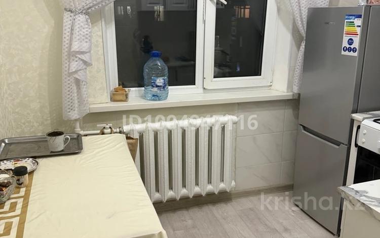 2-бөлмелі пәтер · 45 м² · 4/5 қабат, мкр 5 110 — Есет Батыра 110, бағасы: 150 000 ₸ в Актобе — фото 2