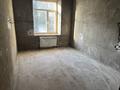 3-бөлмелі пәтер · 94 м² · 4/9 қабат, Университетская 19/2, бағасы: 42 млн ₸ в Караганде — фото 21