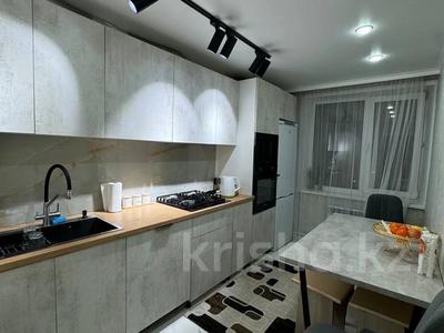 Продажа квартир в Акмолинской обл.: 4-комнатная квартира · 79.5 м², Юбилейный 45 за 20.6 млн 〒 4-комнатная квартира · 79.5 м², Юбилейный 45 за 20.6 млн 〒 в Кокшетау