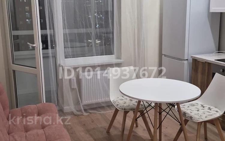 2-комнатная квартира · 42 м² · 8 этаж, Туран 57/8 за 280 000 ₸ в Астане, Нура р-н — фото 2