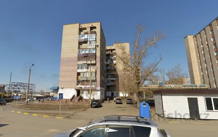 1-бөлмелі пәтер · 16 м² · 8/9 қабат, Дулатова 208, бағасы: 4.2 млн ₸ в Семее — фото 2
