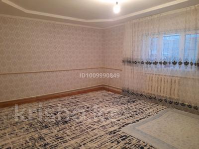 Отдельный дом · 3 комнаты · 90 м² · 10 сот., Кызыл-төбе-2 45 за 9 млн ₸ в Кызылтобе 2