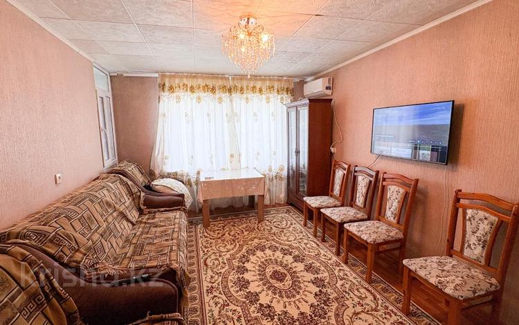 4-комнатная квартира · 70 м² · 4/5 этаж, Самал за 24 млн ₸ в Талдыкоргане, мкр Самал — фото 17