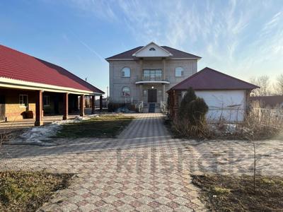Отдельный дом · 4 комнаты · 403.5 м² · 30 сот., Теректы 59 за 160 млн 〒 в Семее