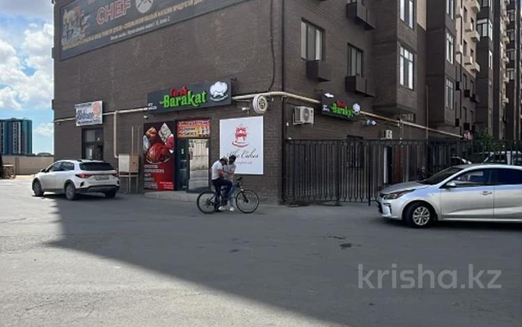 Свободное назначение, офисы, магазины и бутики, общепит, салоны красоты, образование, развлечения · 54 м² за 37.8 млн ₸ в Атырау, мкр Нурсая — фото 4