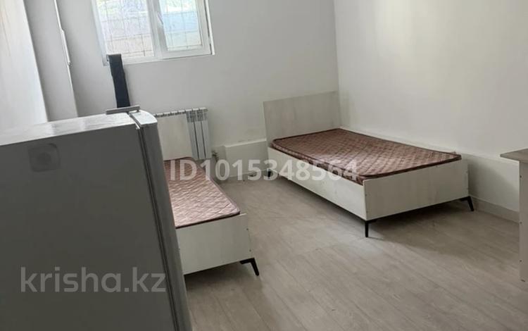 1 комната · 40 м² · 1/6 этаж, мкр Кокжиек 38 за 90 000 ₸ в Алматы, Жетысуский р-н — фото 2