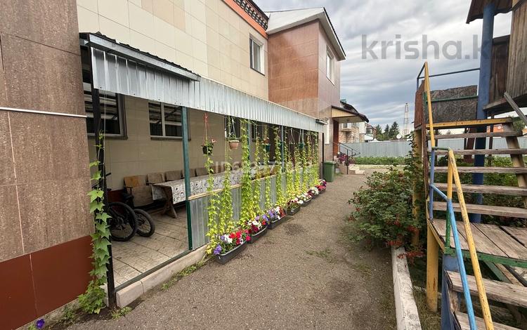 Часть дома · 6 комнат · 176 м² · 12 сот., Достык 15 за 400 000 ₸ в Бурабае — фото 23