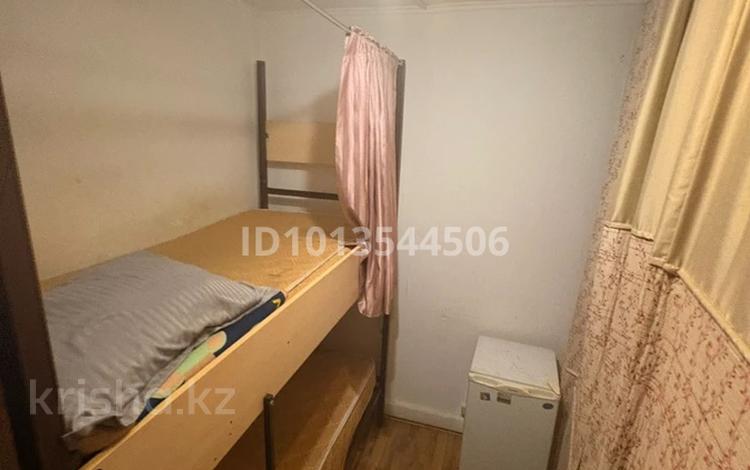 1-комнатная квартира · 20 м² · 3/3 этаж, мкр №2 55б — Улугбека Алтынсарина за 50 000 ₸ в Алматы, Ауэзовский р-н — фото 2
