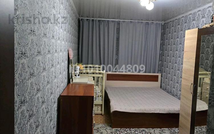 3-комнатная квартира · 58 м² · 3/5 этаж, Космонавтов 18 — Комарова-Космонавтов за 9 млн ₸ в Алтае — фото 2