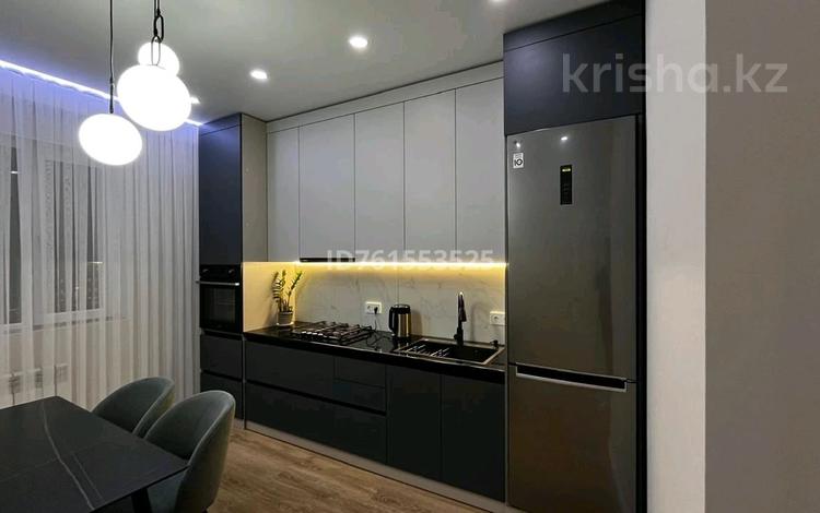 2-бөлмелі пәтер · 70 м² · 9/9 қабат, мкр Нурсая, Ел Орда 6/7, бағасы: 35 млн ₸ в Атырау — фото 2