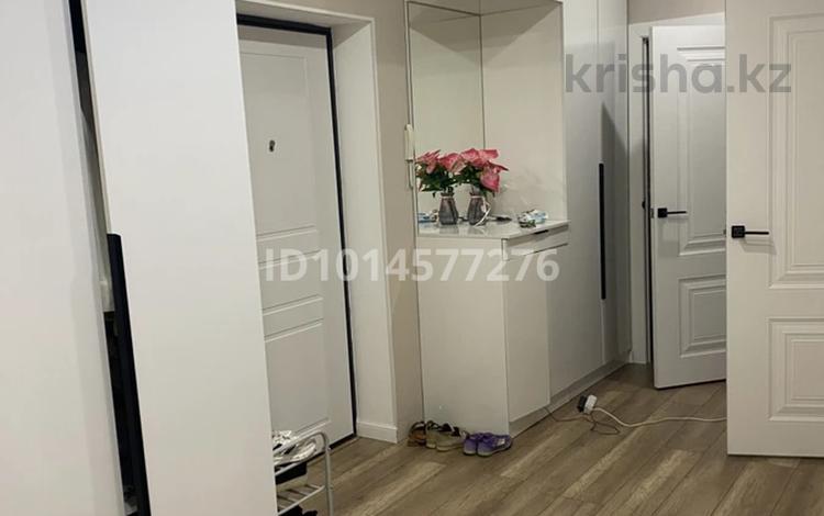 1 комната · 64 м² · 10/17 этаж, Сыганак 32 за 70 000 ₸ в Астане, Нура р-н — фото 2