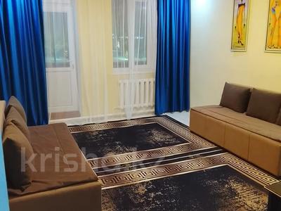 3-бөлмелі пәтер · 65 м² · 2/2 қабат, проспект Толе би 78 — Угол Улбике Акына ДК Баласагун, бағасы: 18 000 ₸ в Таразе
