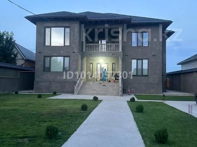 Часть дома · 8 комнат · 310 м² · 8 сот., мкр Кызылжар, Келбет 49 — Құртаев көшесі за 115 млн ₸ в Шымкенте, Абайский р-н