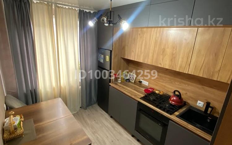 2-бөлмелі пәтер · 52 м² · 1/5 қабат, Юбилейный 35 — Саина, бағасы: 175 000 ₸ в Кокшетау — фото 2