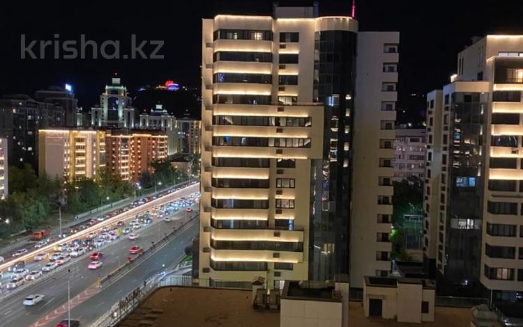 2-комнатная квартира · 72 м² · 10/14 этаж, мкр Самал-3 — СРОЧНО!!!!!! за 85 млн ₸ в Алматы, Медеуский р-н — фото 2