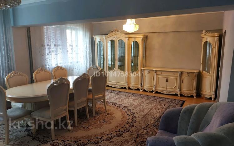 4-комнатная квартира · 215 м² · 5/6 этаж, 5 53 за 450 000 ₸ в Конаеве — фото 2