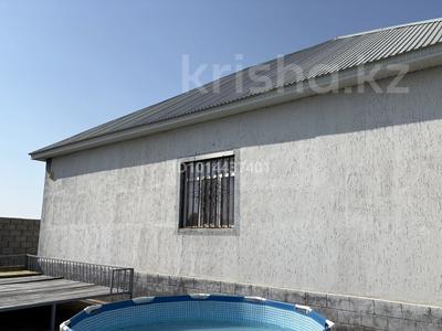 Жеке үй · 4 бөлме · 130 м² · 10 жүзд., мкр Актас 46 — Рабат тас жолы 46. Вниз после арки, бағасы: 32 млн ₸ в Шымкенте, Туран р-н