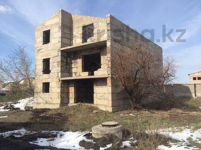 Отдельный дом · 7 комнат · 300 м² · 10 сот., Отрадное — Отрадное за 10.5 млн 〒 в Темиртау