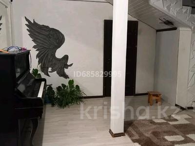 Дом · 6 комнат · 350 м², Кенесары 81а — На против санатория Береке за 70 000 〒 в Бурабае