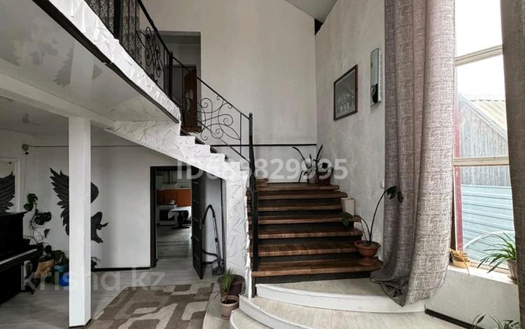 Жеке үй · 6 бөлме · 350 м², Кенесары 81а — На против санатория Береке, бағасы: 80 000 〒 в Бурабае — фото 47