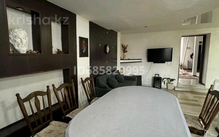 Дом · 6 комнат · 350 м², Кенесары 81а — Рядом санаторий Береке озеро за 85 000 ₸ в Бурабае — фото 52