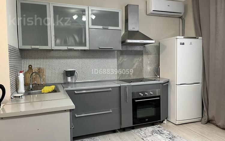 1-бөлмелі пәтер · 50 м² · 5/16 қабат, Розыбакиева 289, бағасы: 350 000 ₸ в Алматы, Бостандыкский р-н — фото 2