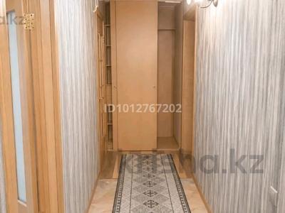 3-комнатная квартира · 60 м² · 4/5 этаж, 6й микрорайон 3 — Вокзал за 250 000 ₸ в Караганде, Казыбек би р-н