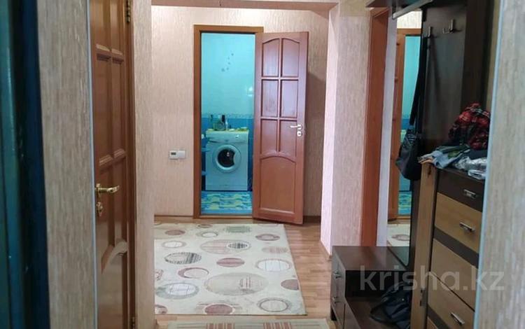 3-комнатная квартира · 68 м² · 5/5 этаж, 3 10 за 300 000 ₸ в Конаеве — фото 2