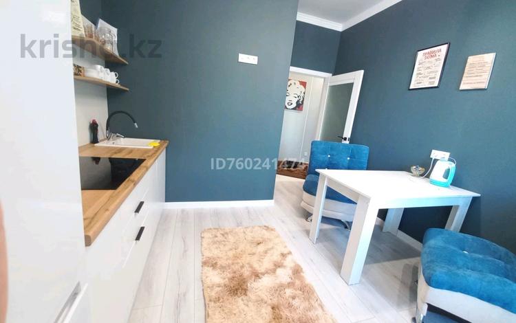 1-комнатная квартира · 38 м², Санжара Асфендиярова , 3 за 15 000 ₸ в Астане, Есильский р-н — фото 2