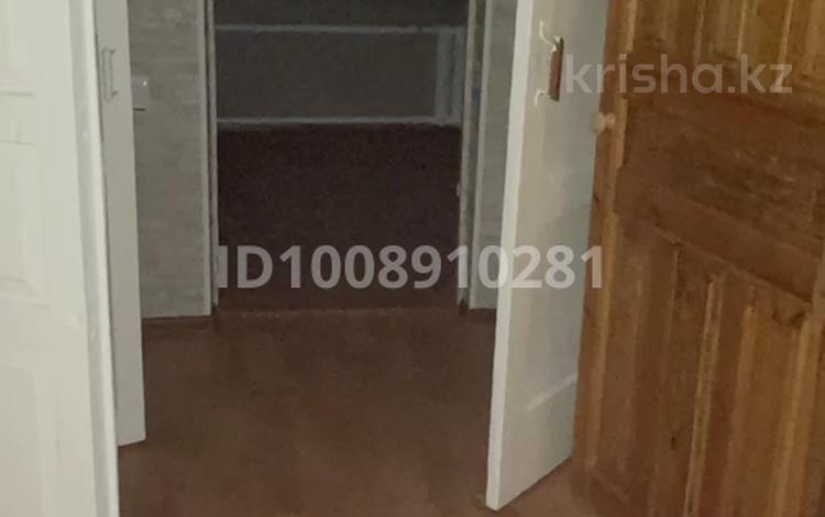 3-комнатная квартира · 60 м² · 2 этаж, Абылайхана 7 — Возле базара за 13.5 млн ₸ в Шу — фото 2