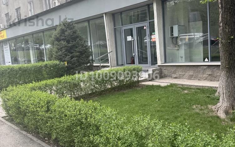Офисы, магазины и бутики, медцентры и аптеки · 748.8 м² за ~ 6 млн ₸ в Алматы, Алмалинский р-н — фото 15